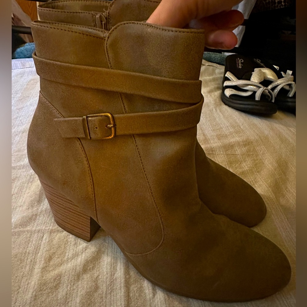 Aerosoles Booties Excellent condition very warm - Picture 1 of 7